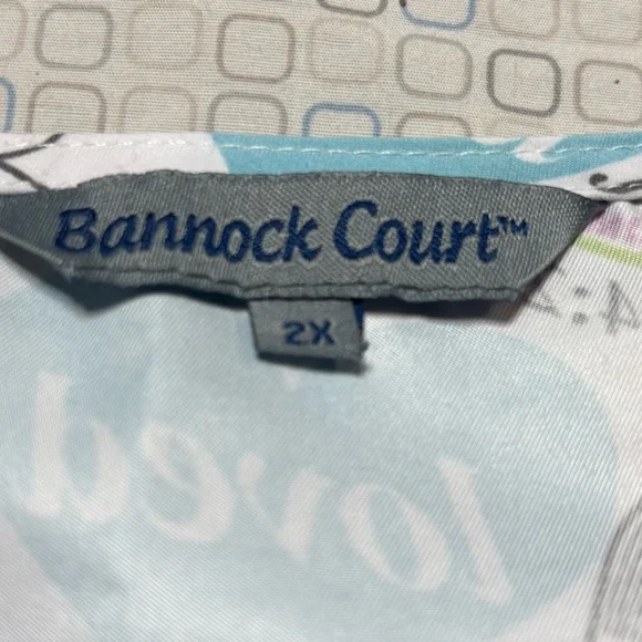 Bannock Court Colorful Printed Women's 2X Scrub Top - Picture 2 of 3